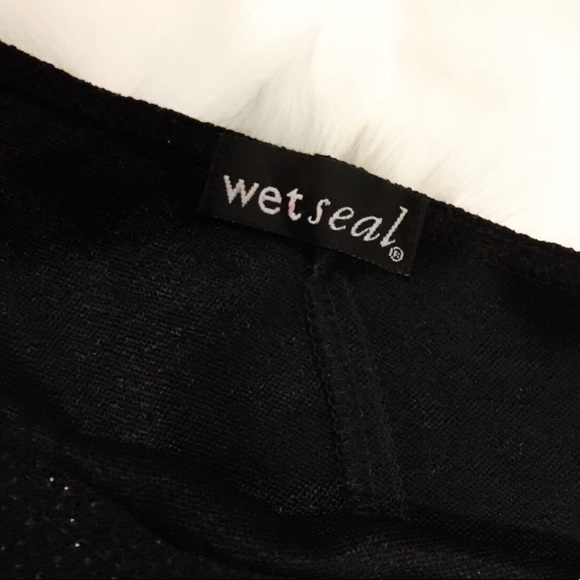 HP Vingage One Shoulder Asymmetrical Top - Picture 7 of 10